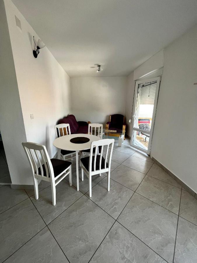 Apartments Apartmani Bojana 尤塔哈 外观 照片