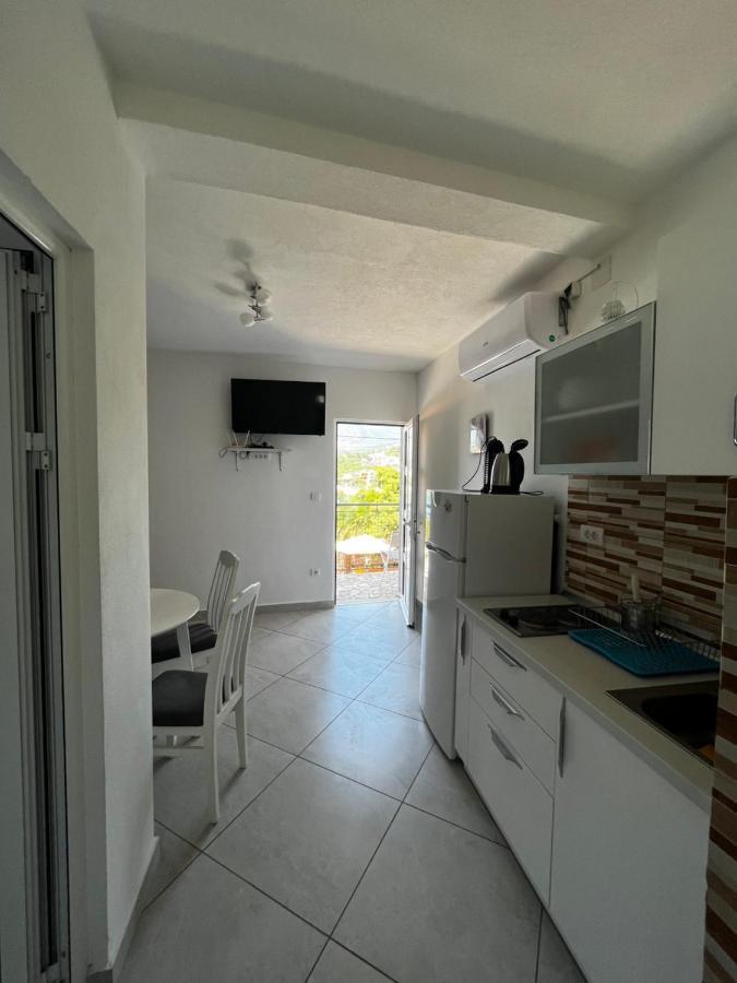 Apartments Apartmani Bojana 尤塔哈 外观 照片