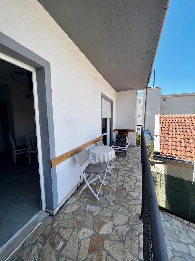 Apartments Apartmani Bojana 尤塔哈 外观 照片