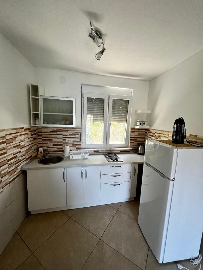 Apartments Apartmani Bojana 尤塔哈 外观 照片