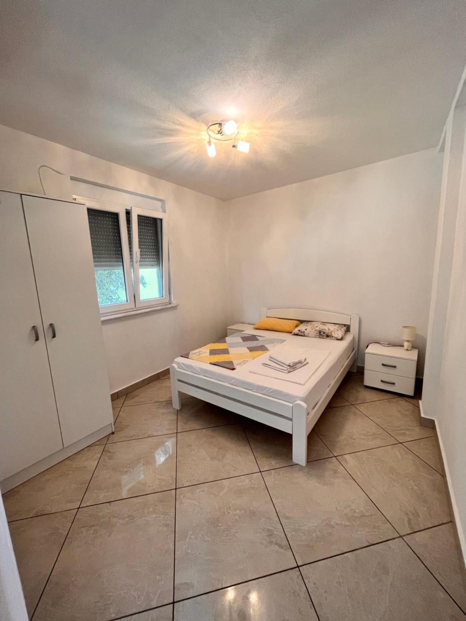 Apartments Apartmani Bojana 尤塔哈 外观 照片