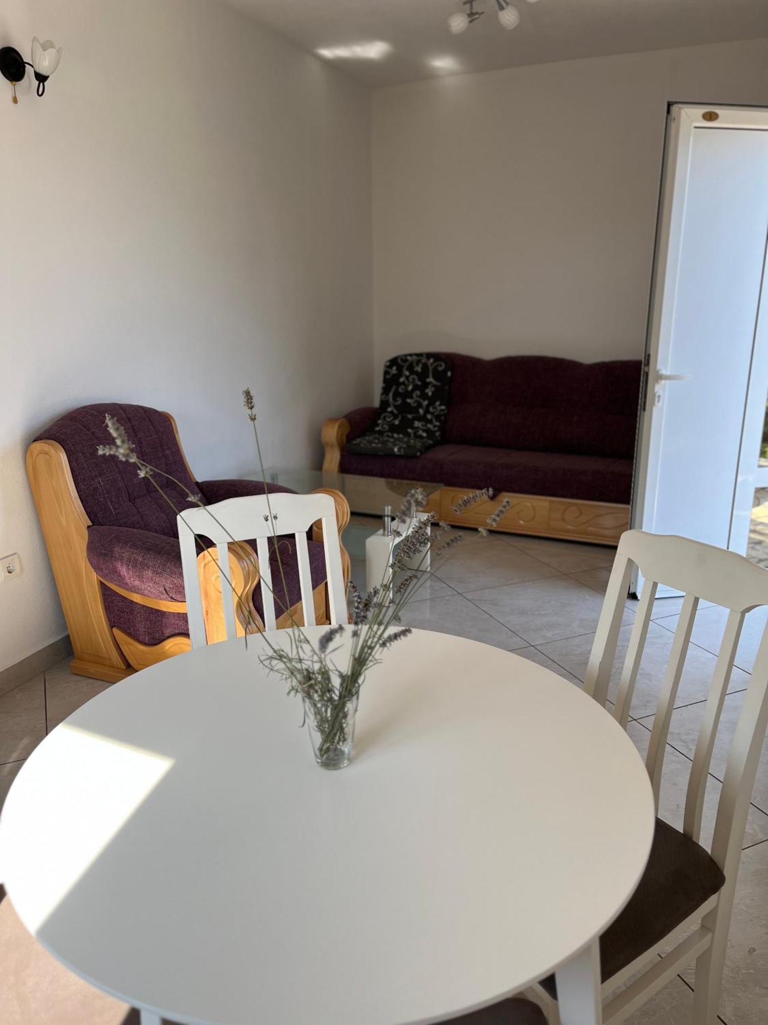 Apartments Apartmani Bojana 尤塔哈 外观 照片